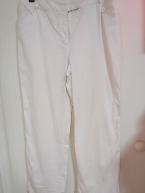 Sag Harbor Stretch White Pants